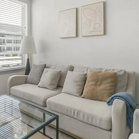 Landing At The Standard On The River - Studio In Northside